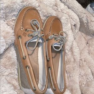 Top Sider Sherry’s